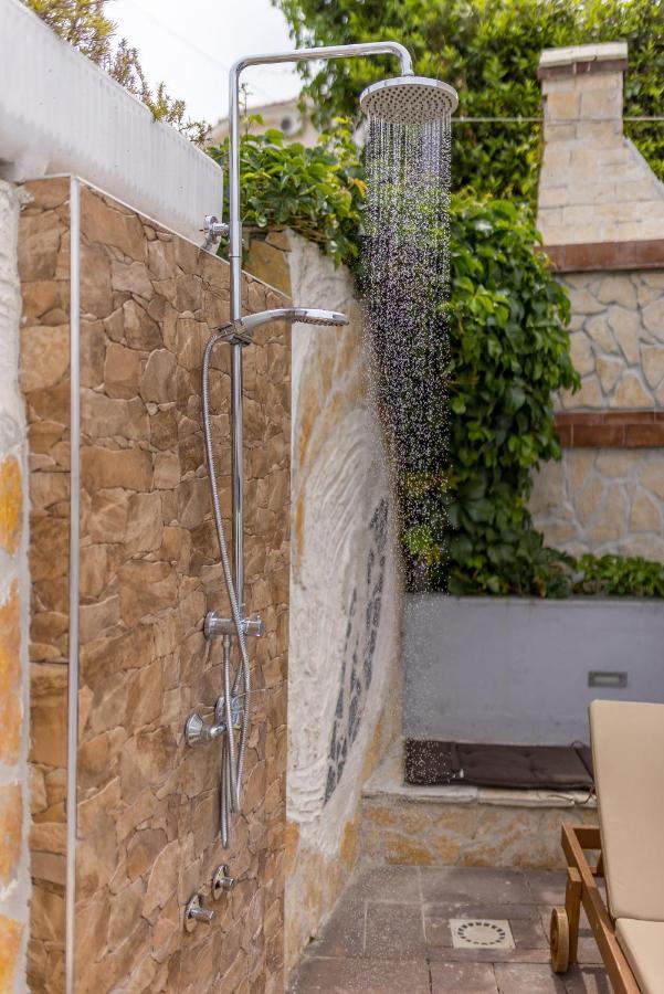 Villa Costa Blu With Pool By The Sea Trogir Bagian luar foto
