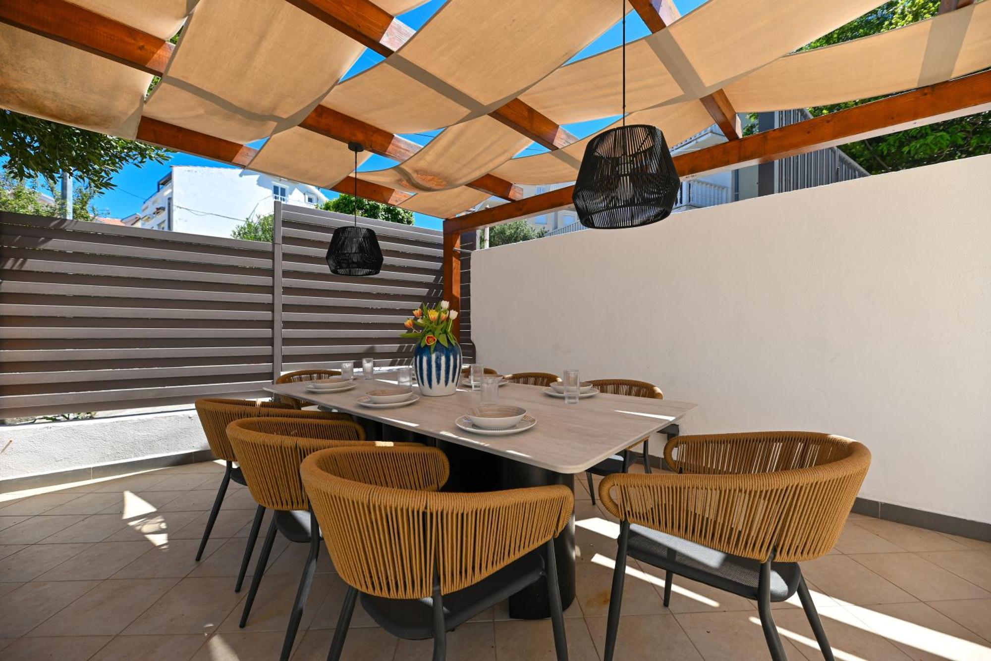 Villa Costa Blu With Pool By The Sea Trogir Bagian luar foto